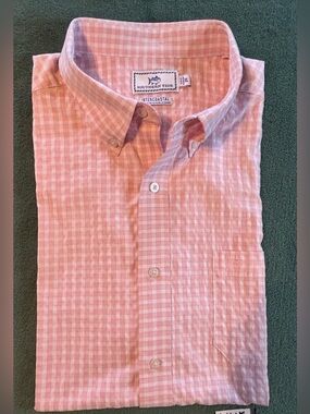 Southern Tide Intercostal Nylon/Span/Poly Blend HI Style Shirt. Size: XL (6415)